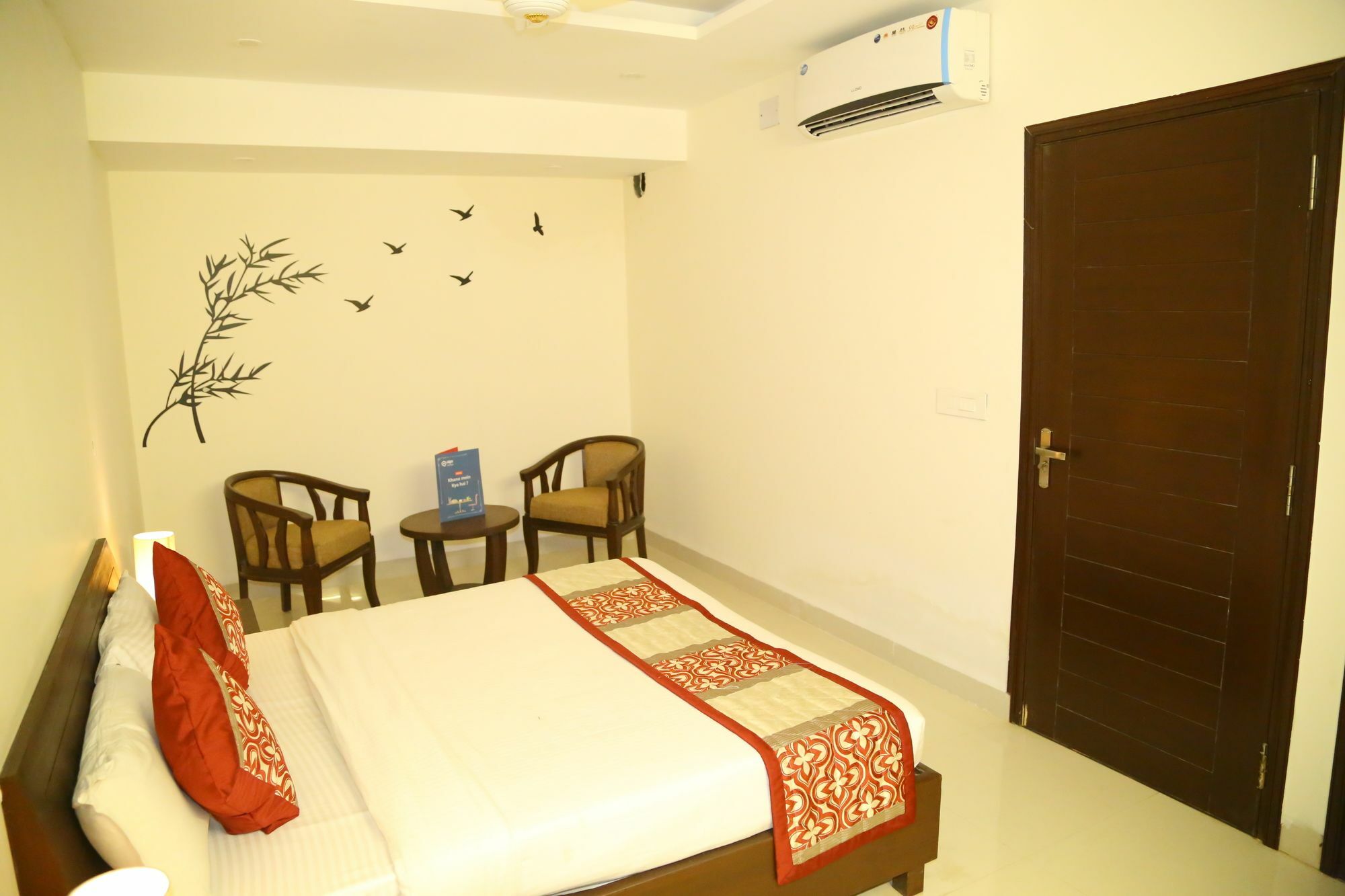 Hotel Oscar Regency Panchkula Exterior foto